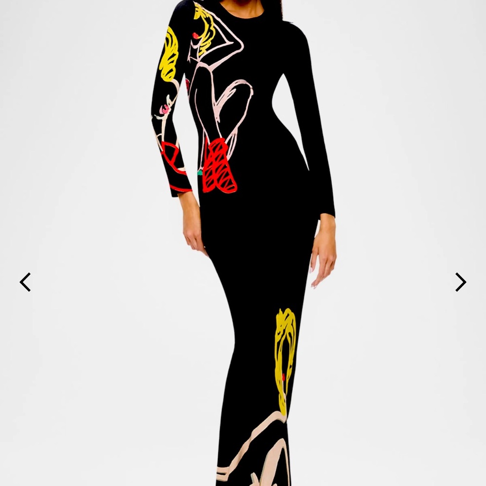 Alice  and Olivia maxi dress with beautiful backless detail and graphic design